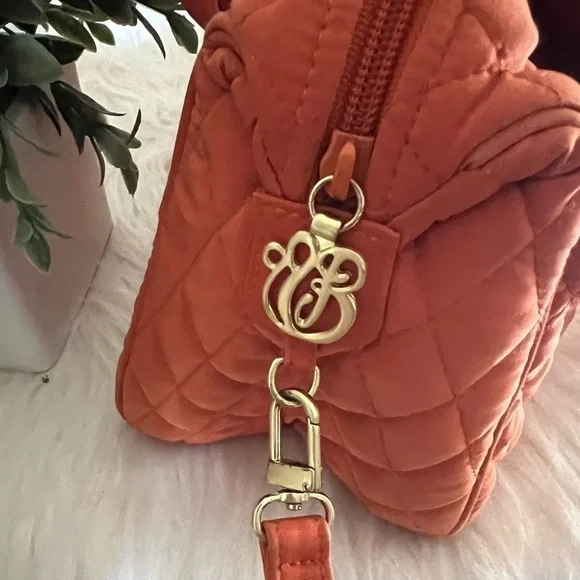 Vintage Vera Bradley Hand Bag or crossbody bag 💼​​​​​ - Picture 2 of 10